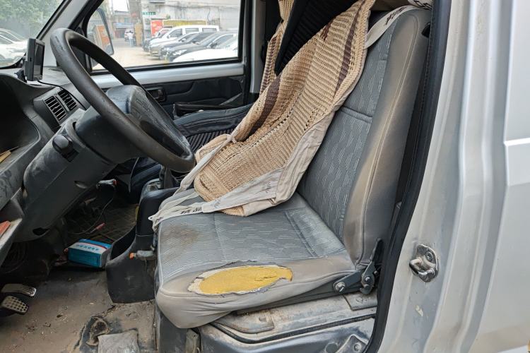Used Wuling Rongguang Small Truck  Left Rear Seat