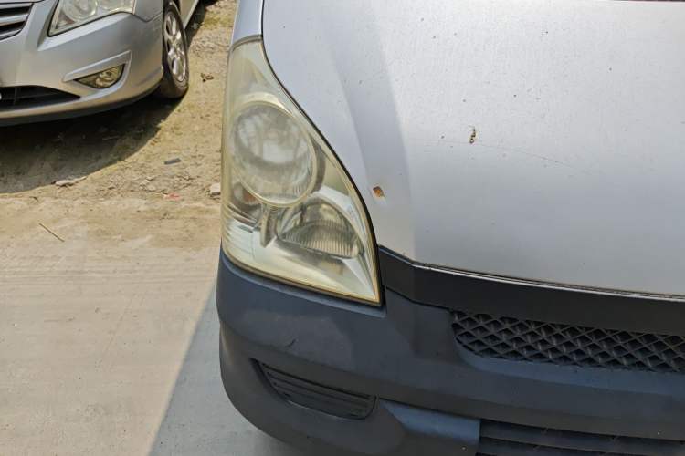 Used Wuling Rongguang Small Truck  Right Front Headlight