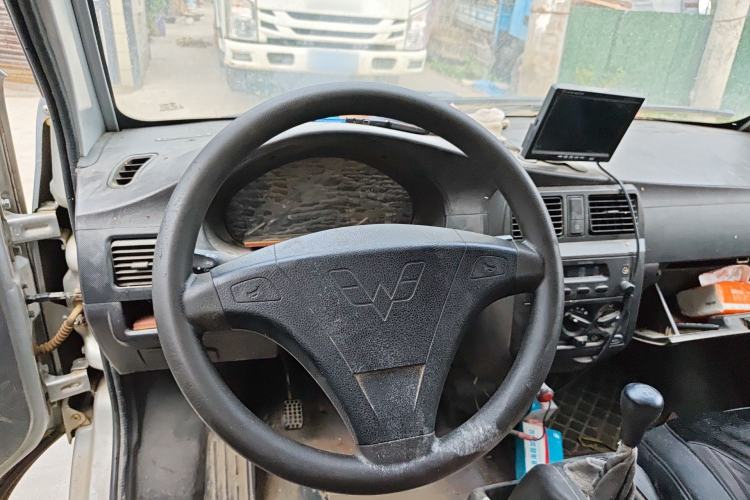 Used Wuling Rongguang Small Truck  Steering Wheel