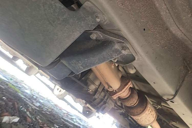Used Wuling Rongguang Small Truck  Chassis Front Left