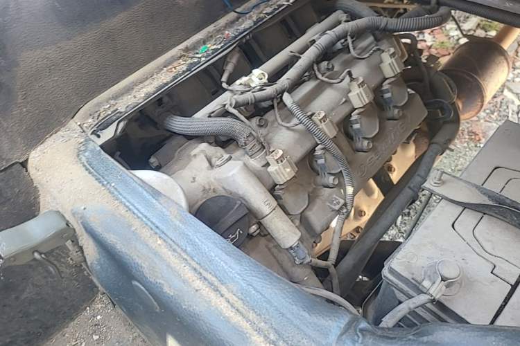 Used Wuling Rongguang Small Truck  Engine Bay Right