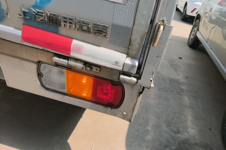 Used Wuling Rongguang Small Truck 2017 1.2L Double-Cab Basic Model LSI Exterior 3