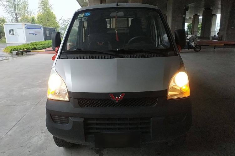 Used Wuling Rongguang Small Truck 2017 1.5L Double-Cab Basic Version L3C Front