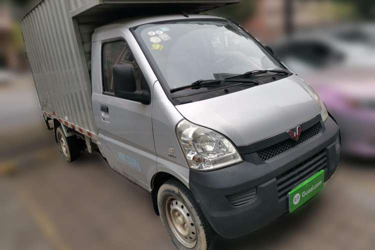 Used Wuling Rongguang Small Truck 2017 1.5L Single-Cab Basic Version L3C Front Right 45 Deg