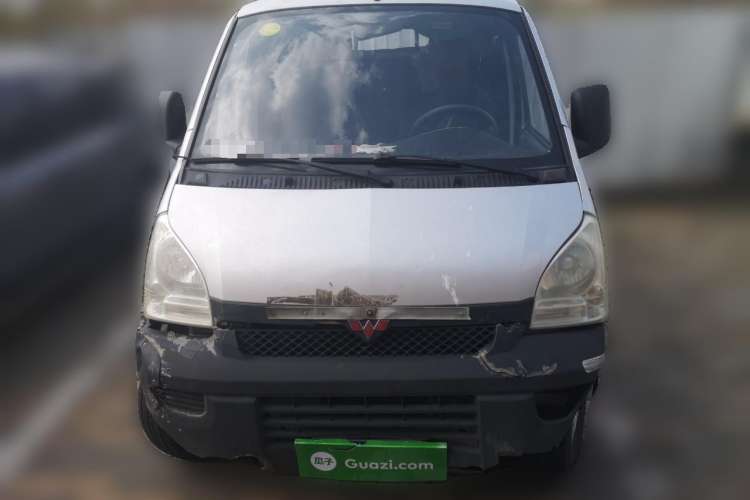 Used Wuling Rongguang Small Truck 2017 1.5L Double-Cab Basic Version L3C Front