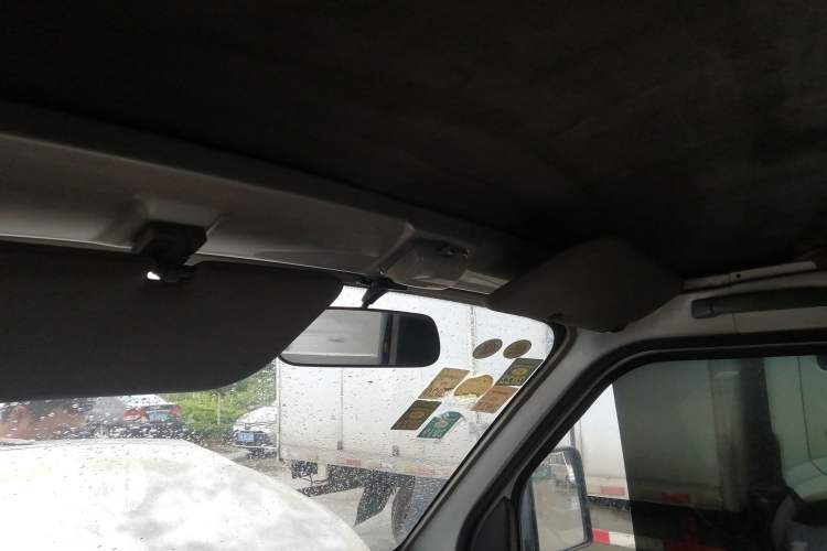 Used Wuling Rongguang Small Truck 2017 1.5L Single-Cab Basic Version L3C Headliner
