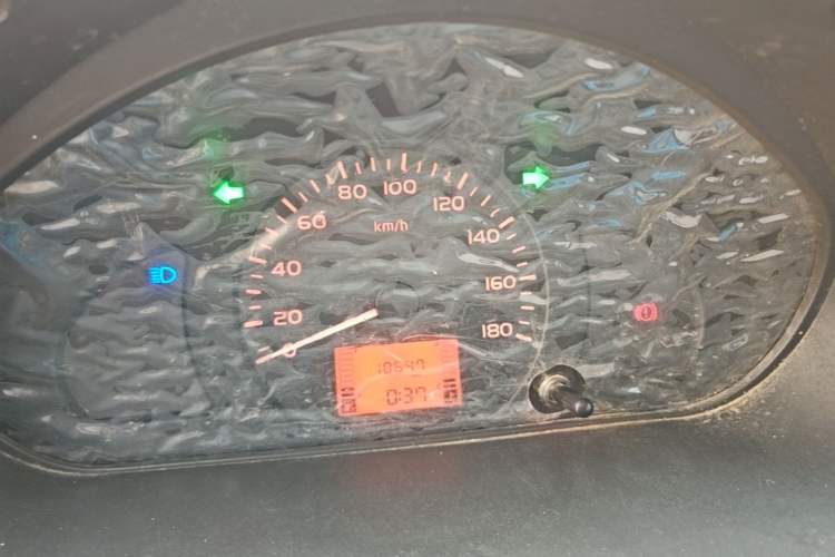 Used Wuling Rongguang Small Truck 2017 1.5L Double-Cab Basic Version L3C Instrument Cluster