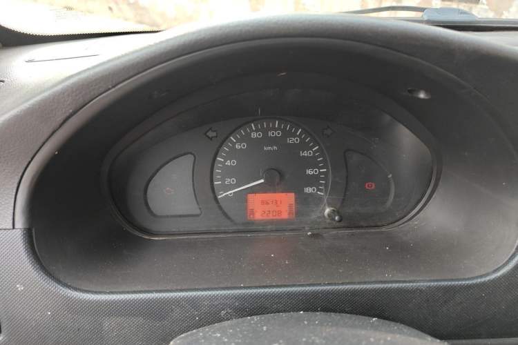 Used Wuling Rongguang Small Truck 2017 1.5L Single-Cab Basic Version L3C Instrument Cluster