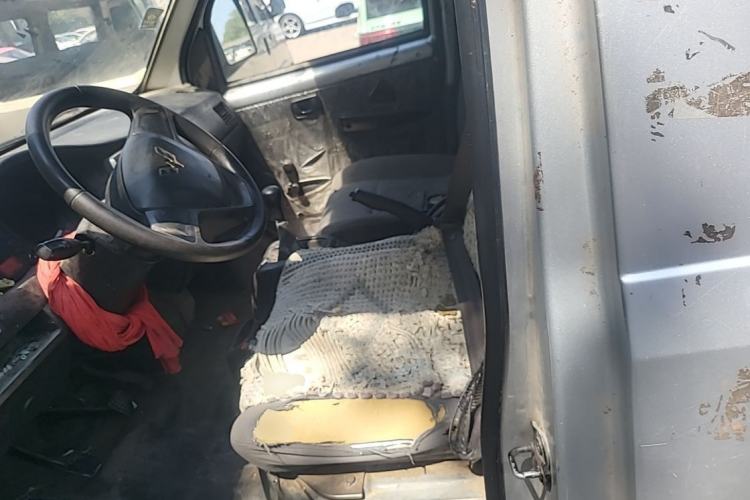 Used Wuling Rongguang Small Truck  Left Rear Seat