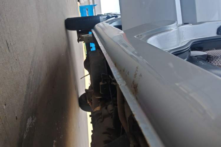 Used Wuling Rongguang Small Truck 2017 1.5L Double-Cab Basic Version L3C Right Side Sill
