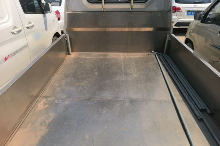 Used Wuling Rongguang Small Truck 2017 1.2L Double-Cab Basic Model LSI Trunk