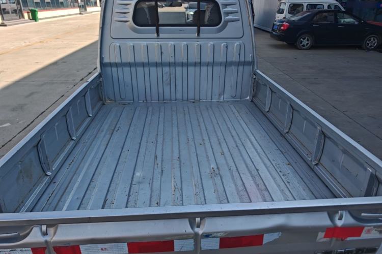 Used Wuling Rongguang Small Truck 2017 1.5L Double-Cab Basic Version L3C Trunk