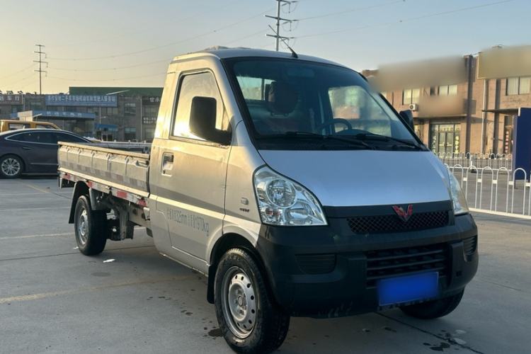 Used Wuling Rongguang Small Truck 2017 1.5L Single-Cab Basic Version L3C Exterior 2