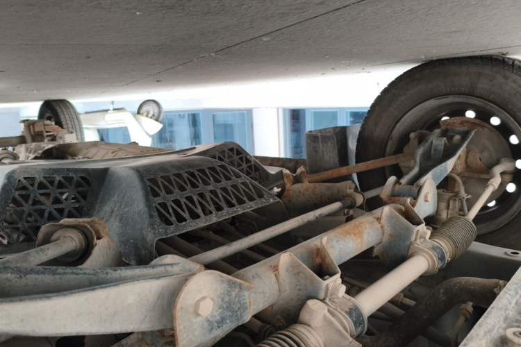 Used Wuling Rongguang Small Truck  Chassis Front Left