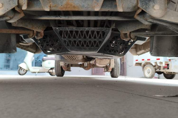 Used Wuling Rongguang Small Truck  Chassis Front