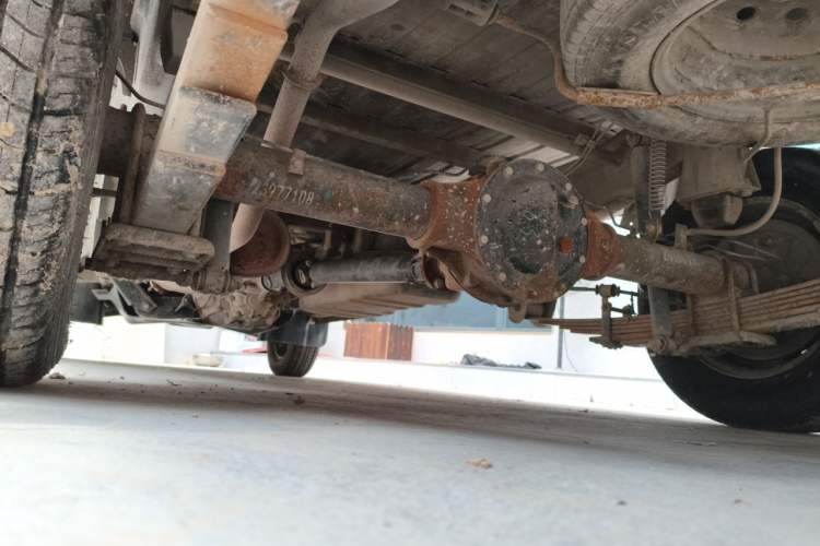 Used Wuling Rongguang Small Truck  Chassis Rear Left