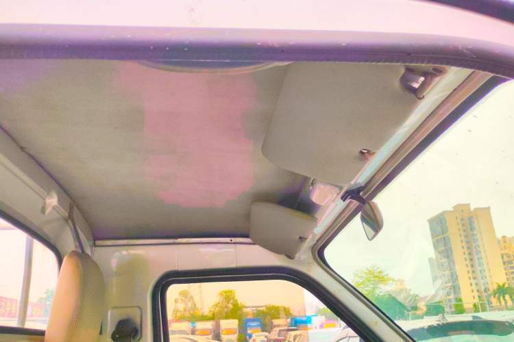 Used Wuling Rongguang Small Truck 2018 1.5L New Card Single-Row L3C Headliner