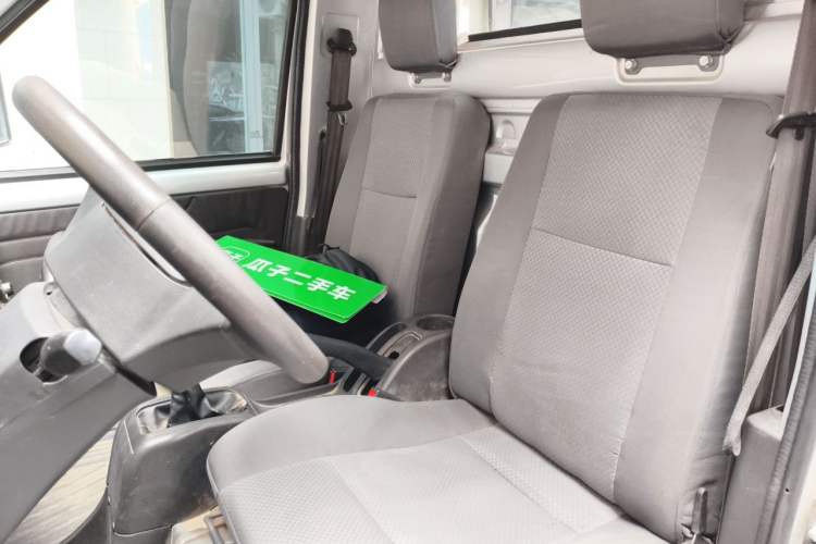 Used Wuling Rongguang Small Truck  Left Front Seat