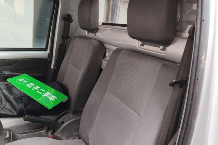 Used Wuling Rongguang Small Truck  Left Rear Seat