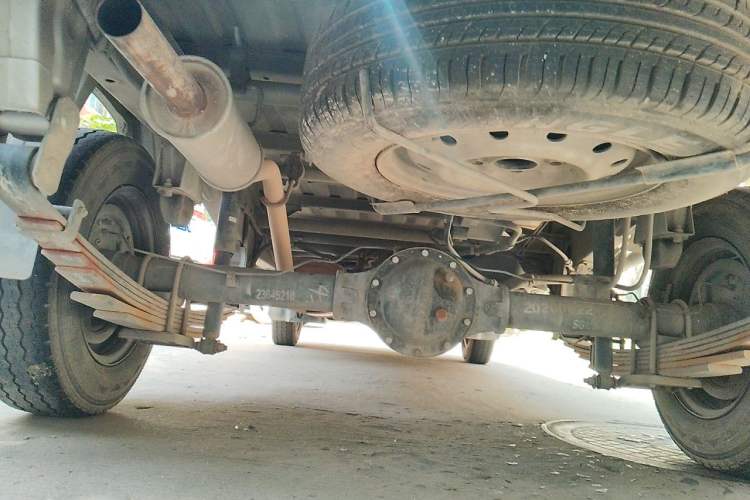 Used Wuling Rongguang Small Truck 2019 1.5L Base Single-Row Emission Standard VI L3C Chassis Rear