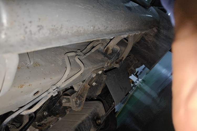 Used Wuling Rongguang Small Truck 2019 1.2L Base Model Single-Row LSI Chassis Rear Left