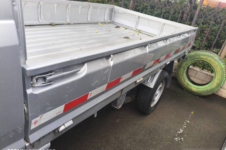 Used Wuling Rongguang Small Truck 2019 1.2L Base Model Single-Row LSI Exterior 7