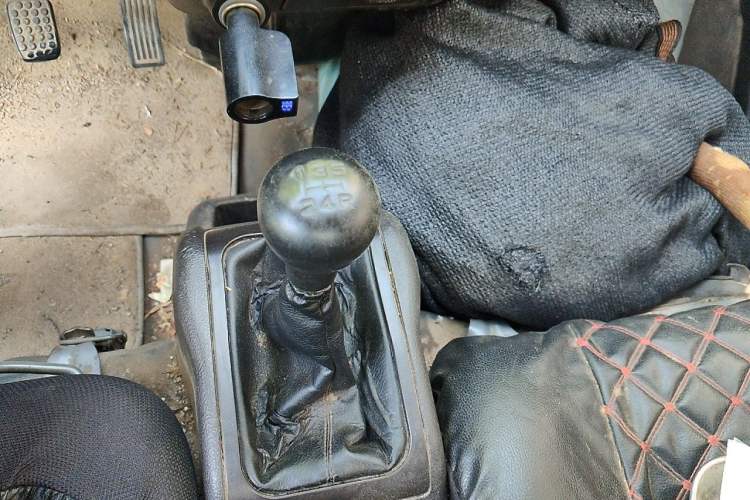 Used Wuling Rongguang Small Truck 2019 1.5L Base Single-Row Emission Standard VI L3C Gear Lever