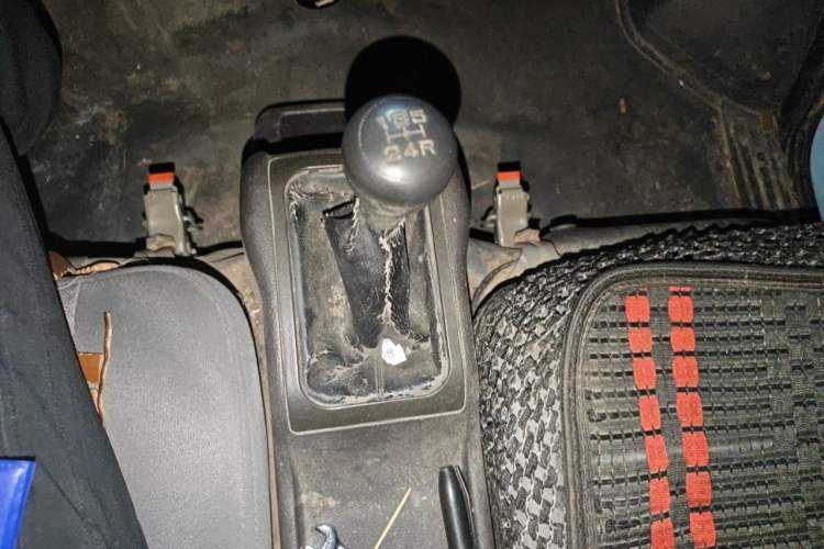 Used Wuling Rongguang Small Truck 2019 1.2L Base Model Single-Row LSI Gear Lever