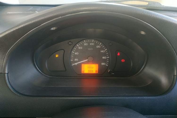 Used Wuling Rongguang Small Truck 2019 1.5L Base Single-Row Emission Standard VI L3C Instrument Cluster