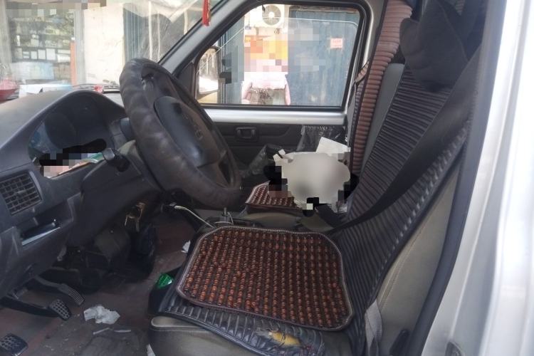 Used Wuling Rongguang Small Truck 2019 1.5L Base Single-Row Emission Standard VI L3C Left Front Seat