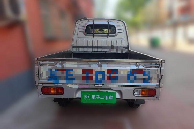Used Wuling Rongguang Small Truck 2019 1.5L Base Version Double-Cab Euro VI L3C Rear