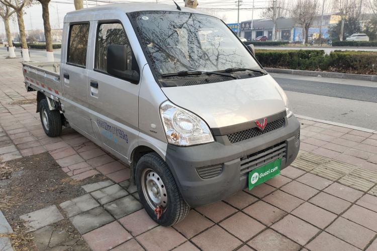 Used Wuling Rongguang Small Truck 2020 1.5L Base Version China VI Standard Double-Cab L3C Exterior 2