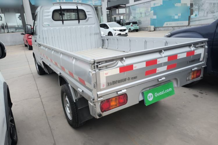 Used Wuling Rongguang Small Truck 2020 1.5L Base Version China VI Standard Single-Row L3C Exterior 2