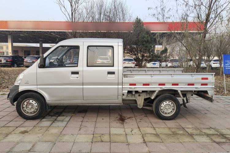 Used Wuling Rongguang Small Truck 2020 1.5L Base Version China VI Standard Double-Cab L3C Exterior 3