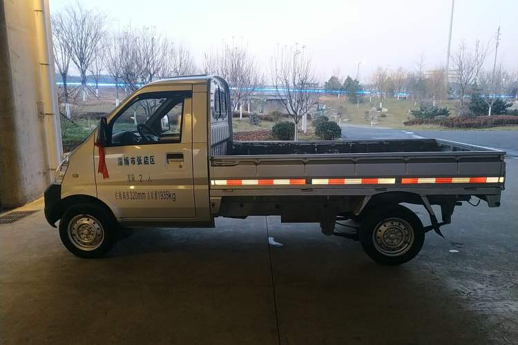 Used Wuling Rongguang Small Truck 2020 1.2L Base Version China VI Standard Single-Row LSI Exterior 3