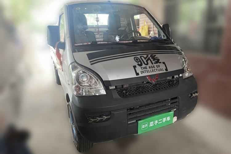 Used Wuling Rongguang Small Truck 2020 1.5L Base Version China VI Standard Single-Row L3C Front Right 45 Deg