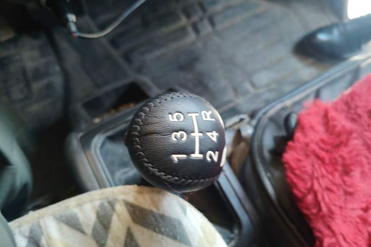 Used Wuling Rongguang Small Truck 2020 1.5L Base Version China VI Standard Single-Row L3C Gear Lever