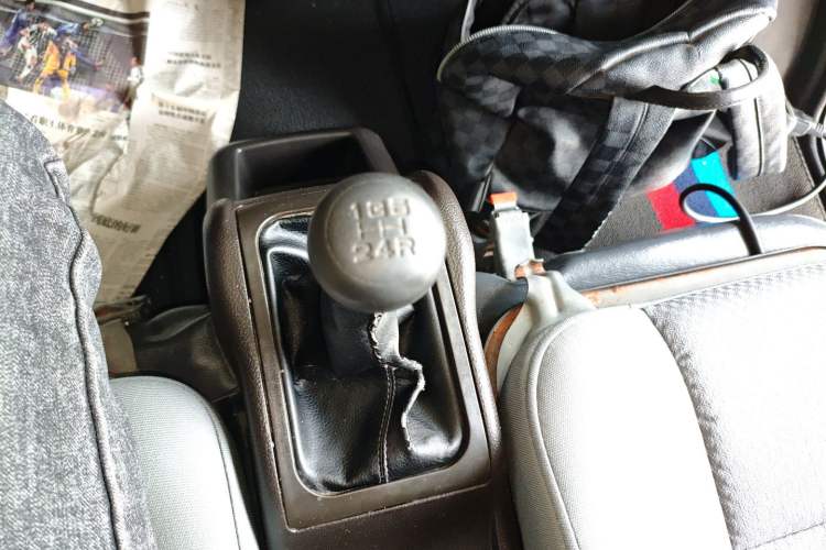 Used Wuling Rongguang Small Truck 2020 1.5L Base Version China VI Standard Single-Row L3C Gear Lever