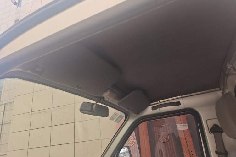 Used Wuling Rongguang Small Truck 2020 1.5L Base Version China VI Standard Single-Row L3C Headliner