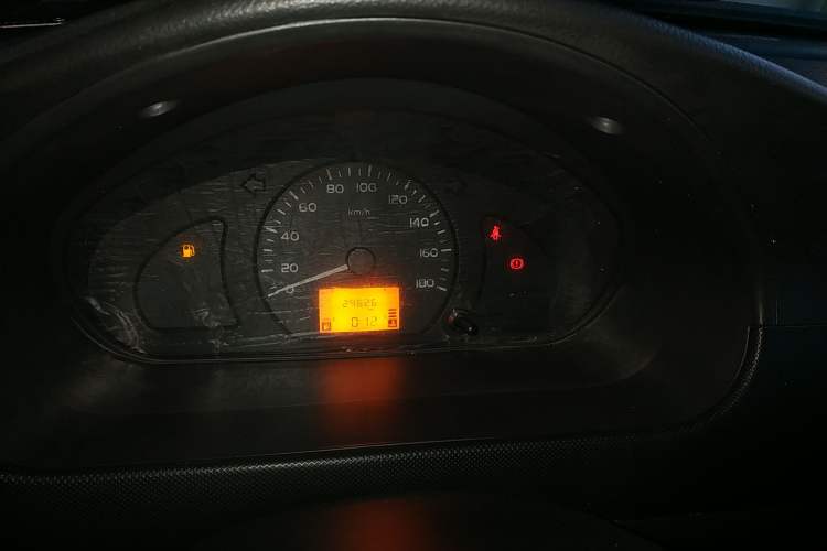 Used Wuling Rongguang Small Truck 2020 1.2L Base Version China VI Standard Single-Row LSI Instrument Cluster