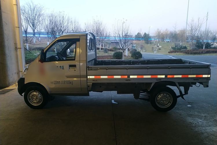 Used Wuling Rongguang Small Truck 2020 1.2L Base Version China VI Standard Single-Row LSI Interior 4