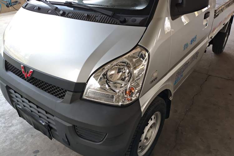 Used Wuling Rongguang Small Truck 2020 1.5L Base Version China VI Standard Single-Row L3C Left Front Headlight