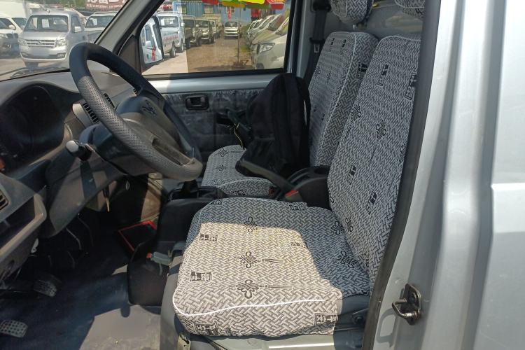 Used Wuling Rongguang Small Truck 2020 1.5L Base Version China VI Standard Single-Row L3C Left Rear Seat