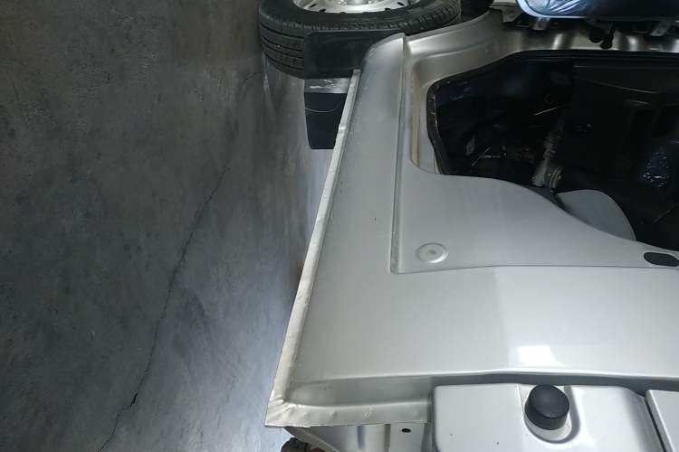 Used Wuling Rongguang Small Truck 2020 1.5L Base Version China VI Standard Single-Row L3C Left Side Sill