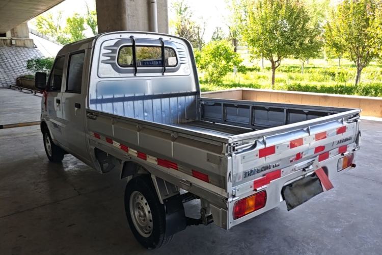 Used Wuling Rongguang Small Truck 2020 1.5L Base Version China VI Standard Double-Cab L3C Rear Left 45 Deg
