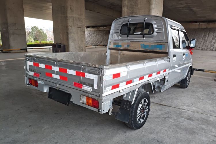 Used Wuling Rongguang Small Truck 2020 1.5L Base Version China VI Standard Double-Cab L3C Rear Right 45 Deg