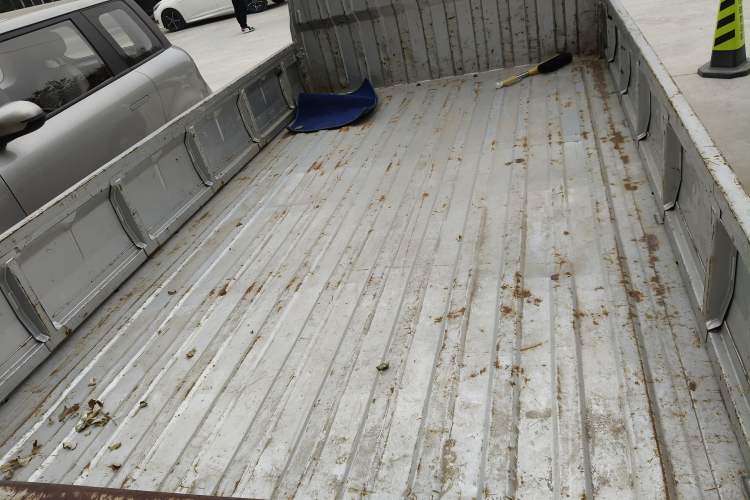 Used Wuling Rongguang Small Truck 2020 1.5L Base Version China VI Standard Single-Row L3C Trunk