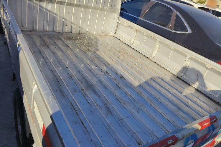 Used Wuling Rongguang Small Truck 2020 1.5L Base Version China VI Standard Double-Cab L3C Trunk