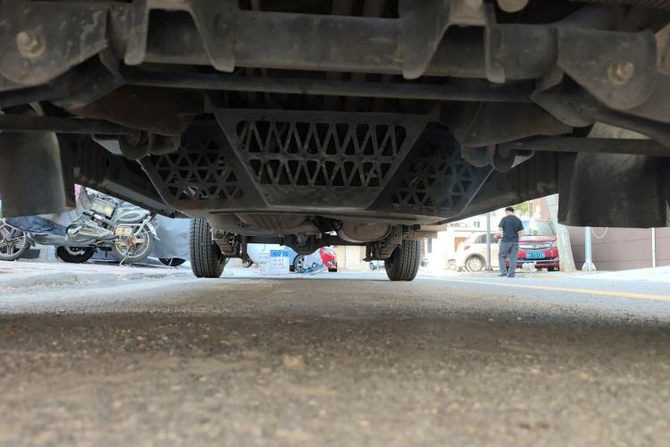 Used Wuling Rongguang Small Truck 2021 1.5L Base Version Double-Cab L3C Chassis Front