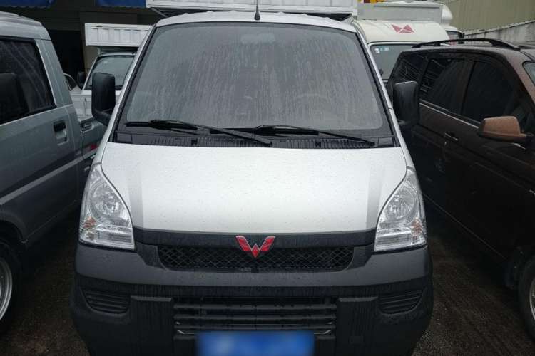 Used Wuling Rongguang Small Truck 2021 1.5L Base Version Double-Cab L3C Exterior 1